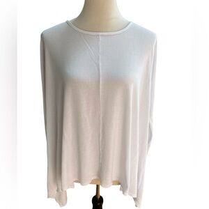 Fresh Produce Women’s Med/Large White Thin Loose Sweater